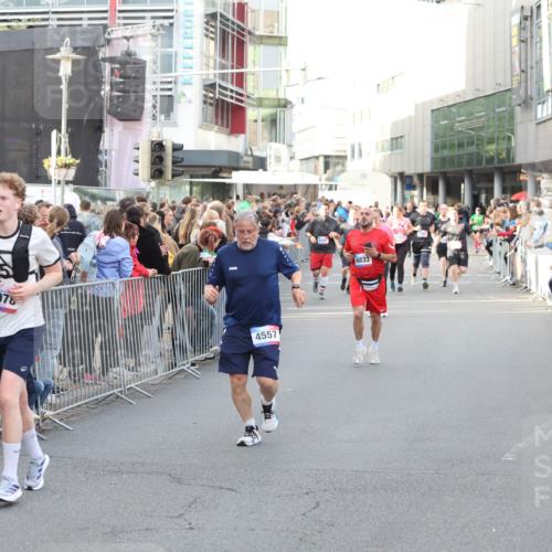 12.06.2026 - Holstenköstenlauf Andreas Tolksdorf http://msf.ph/oto/9747791 12.06.2026 20:03:25 Laufen 978, 4557 meine-sportfotos.de