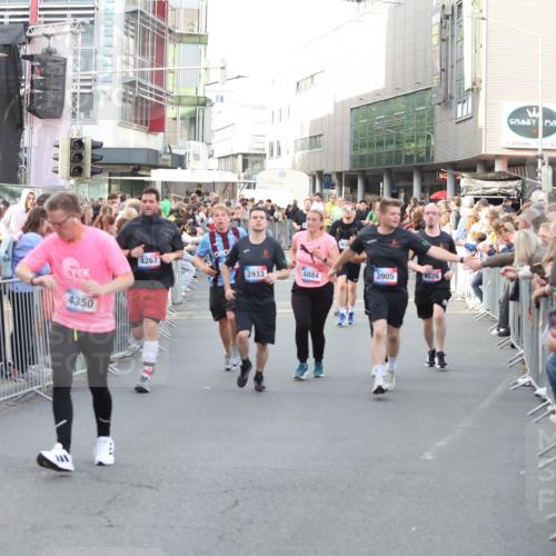 12.06.2026 - Holstenköstenlauf Andreas Tolksdorf http://msf.ph/oto/9747800 12.06.2026 20:03:31 Laufen 4267, 4884 meine-sportfotos.de