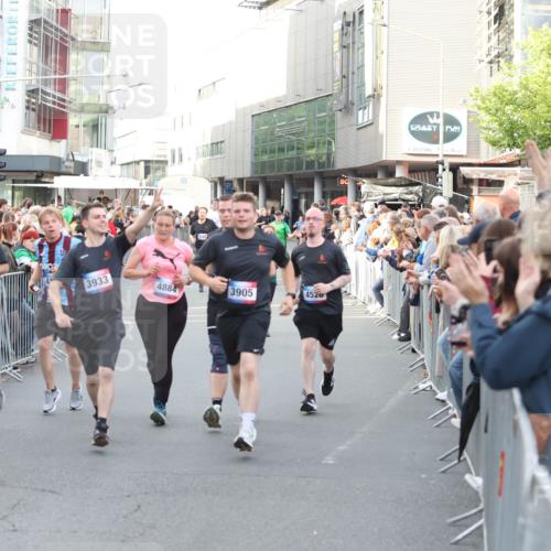 12.06.2026 - Holstenköstenlauf Andreas Tolksdorf http://msf.ph/oto/9747802 12.06.2026 20:03:32 Laufen 4267, 3933, 313, 4884, 3905, 4520 meine-sportfotos.de