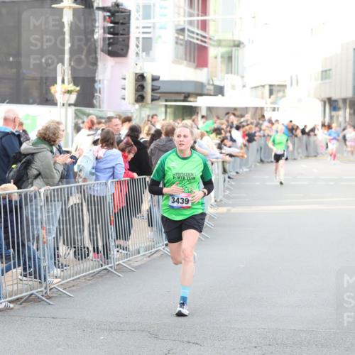 12.06.2026 - Holstenköstenlauf Andreas Tolksdorf http://msf.ph/oto/9747840 12.06.2026 20:04:11 Laufen 3439 meine-sportfotos.de