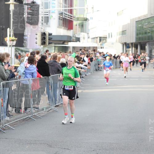 12.06.2026 - Holstenköstenlauf Andreas Tolksdorf http://msf.ph/oto/9747845 12.06.2026 20:04:18 Laufen 3169 meine-sportfotos.de