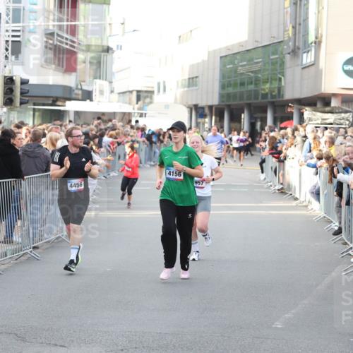 12.06.2026 - Holstenköstenlauf Andreas Tolksdorf http://msf.ph/oto/9747882 12.06.2026 20:05:04 Laufen 4156, 4456, 957 meine-sportfotos.de