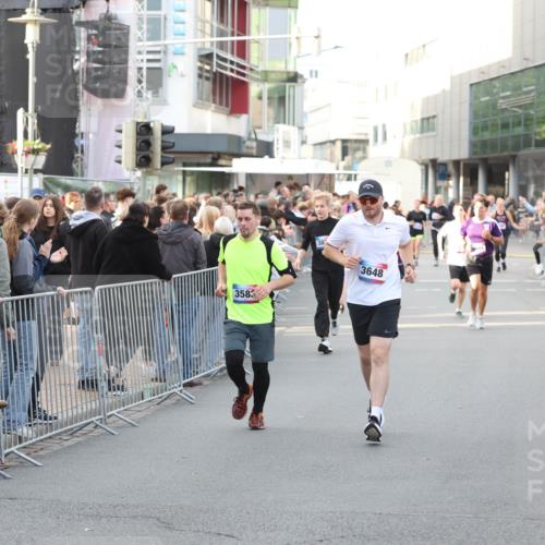 12.06.2026 - Holstenköstenlauf Andreas Tolksdorf http://msf.ph/oto/9747894 12.06.2026 20:05:18 Laufen 11, 358, 38, 3648 meine-sportfotos.de