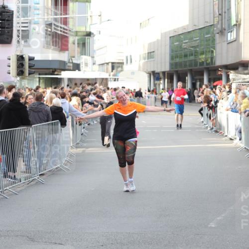 12.06.2026 - Holstenköstenlauf Andreas Tolksdorf http://msf.ph/oto/9747923 12.06.2026 20:05:49 Laufen  meine-sportfotos.de