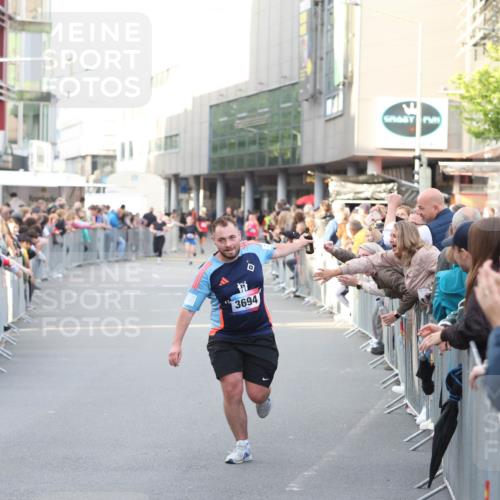 12.06.2026 - Holstenköstenlauf Andreas Tolksdorf http://msf.ph/oto/9747979 12.06.2026 20:07:06 Laufen 3694 meine-sportfotos.de
