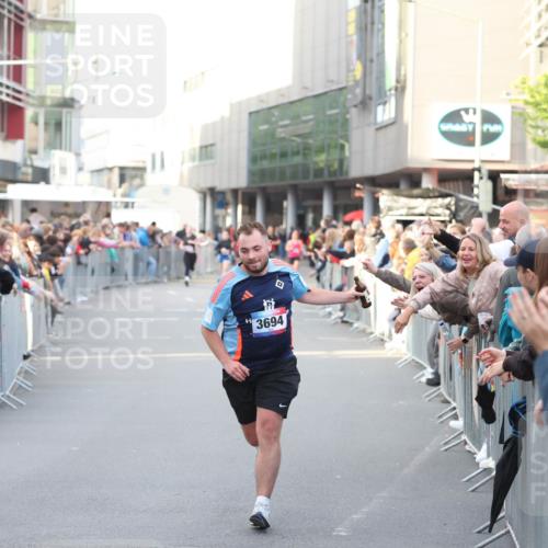 12.06.2026 - Holstenköstenlauf Andreas Tolksdorf http://msf.ph/oto/9747980 12.06.2026 20:07:06 Laufen 3694 meine-sportfotos.de