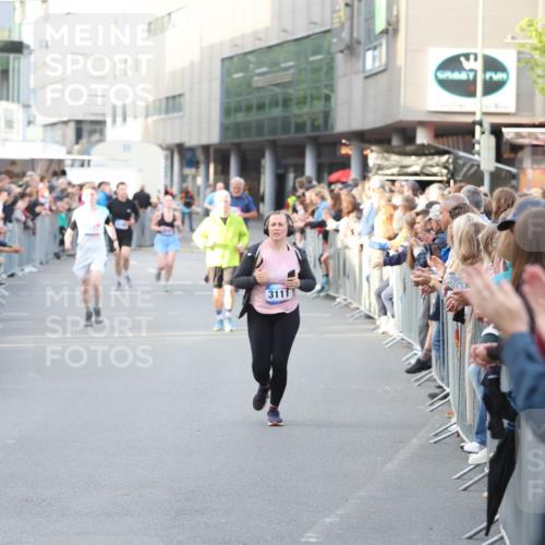 12.06.2026 - Holstenköstenlauf Andreas Tolksdorf http://msf.ph/oto/9748050 12.06.2026 20:08:38 Laufen 3213, 3111 meine-sportfotos.de