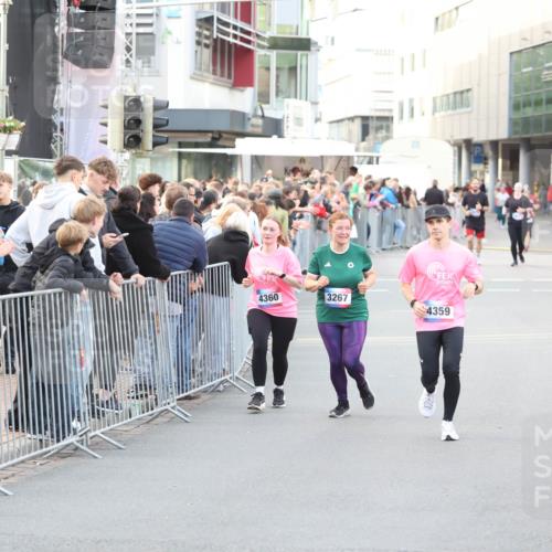 12.06.2026 - Holstenköstenlauf Andreas Tolksdorf http://msf.ph/oto/9748073 12.06.2026 20:09:36 Laufen 4360, 3267, 2030, 4359 meine-sportfotos.de