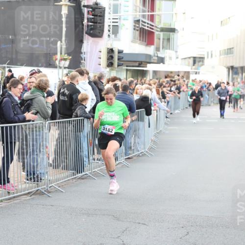 12.06.2026 - Holstenköstenlauf Andreas Tolksdorf http://msf.ph/oto/9748095 12.06.2026 20:10:06 Laufen 3182 meine-sportfotos.de