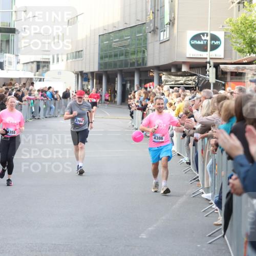 12.06.2026 - Holstenköstenlauf Andreas Tolksdorf http://msf.ph/oto/9748105 12.06.2026 20:10:19 Laufen 4355, 3764, 99, 4386 meine-sportfotos.de