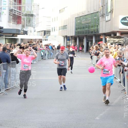12.06.2026 - Holstenköstenlauf Andreas Tolksdorf http://msf.ph/oto/9748106 12.06.2026 20:10:20 Laufen 4355, 203, 764, 4386 meine-sportfotos.de