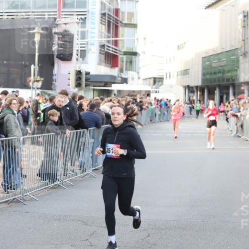 12.06.2026 - Holstenköstenlauf Andreas Tolksdorf http://msf.ph/oto/9748111 12.06.2026 20:10:28 Laufen 20, 351 meine-sportfotos.de