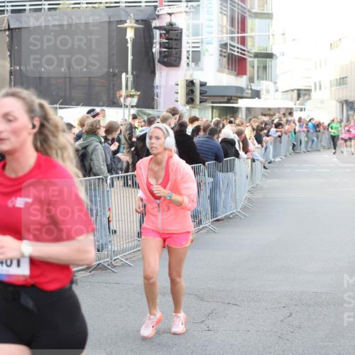 12.06.2026 - Holstenköstenlauf Andreas Tolksdorf http://msf.ph/oto/9748115 12.06.2026 20:10:37 Laufen 4401 meine-sportfotos.de