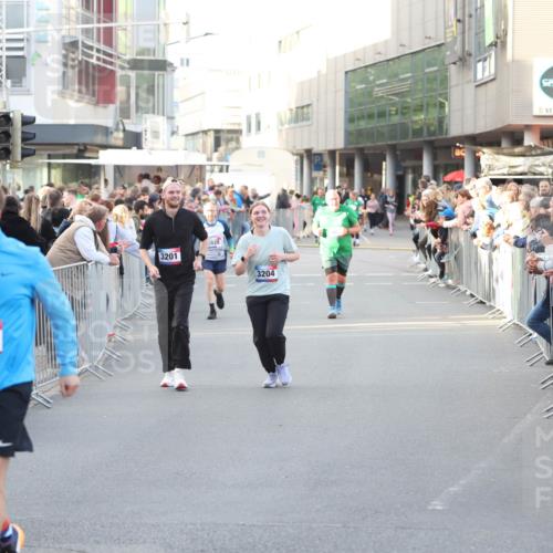 12.06.2026 - Holstenköstenlauf Andreas Tolksdorf http://msf.ph/oto/9748175 12.06.2026 20:12:45 Laufen 3140, 3201, 828, 3204 meine-sportfotos.de