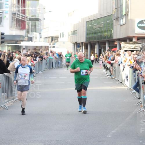 12.06.2026 - Holstenköstenlauf Andreas Tolksdorf http://msf.ph/oto/9748181 12.06.2026 20:12:51 Laufen 3828, 4148 meine-sportfotos.de
