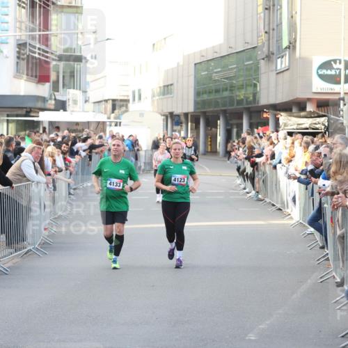 12.06.2026 - Holstenköstenlauf Andreas Tolksdorf http://msf.ph/oto/9748186 12.06.2026 20:13:04 Laufen 4133, 4123 meine-sportfotos.de
