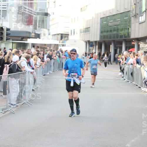 12.06.2026 - Holstenköstenlauf Andreas Tolksdorf http://msf.ph/oto/9748228 12.06.2026 20:15:25 Laufen 128, 3493 meine-sportfotos.de
