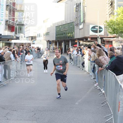 12.06.2026 - Holstenköstenlauf Andreas Tolksdorf http://msf.ph/oto/9748282 12.06.2026 20:17:46 Laufen 4561, 17, 3222, 265 meine-sportfotos.de