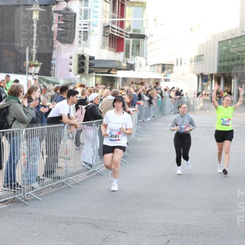12.06.2026 - Holstenköstenlauf Andreas Tolksdorf http://msf.ph/oto/9748285 12.06.2026 20:17:50 Laufen 39, 4561, 337, 3372 meine-sportfotos.de