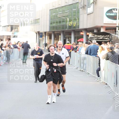 12.06.2026 - Holstenköstenlauf Andreas Tolksdorf http://msf.ph/oto/9748296 12.06.2026 20:21:40 Laufen  meine-sportfotos.de