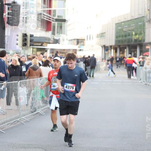 12.06.2026 - Holstenköstenlauf Andreas Tolksdorf http://msf.ph/oto/9748317 12.06.2026 20:22:52 Laufen 46, 4375 meine-sportfotos.de
