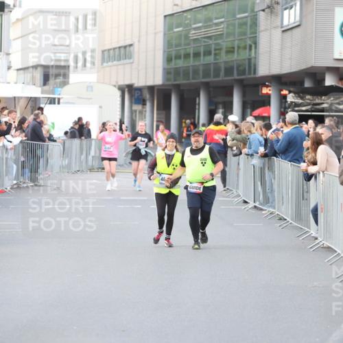 12.06.2026 - Holstenköstenlauf Andreas Tolksdorf http://msf.ph/oto/9748319 12.06.2026 20:24:40 Laufen 4388, 48 meine-sportfotos.de