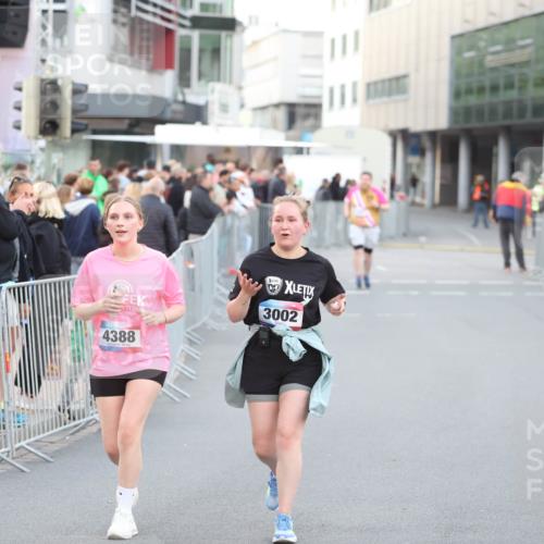 12.06.2026 - Holstenköstenlauf Andreas Tolksdorf http://msf.ph/oto/9748331 12.06.2026 20:24:52 Laufen 20, 3002, 4388 meine-sportfotos.de