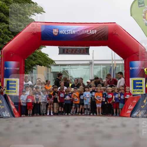 12.06.2026 - Holstenköstenlauf Michael Strokosch http://msf.ph/oto/9748356 12.06.2026 14:55:36 Laufen 7067, 7096, 7081, 7412, 746, 500, 7208, 70, 7519, 717, 7255, 72, 723, 723, 7026, 79, 000 meine-sportfotos.de