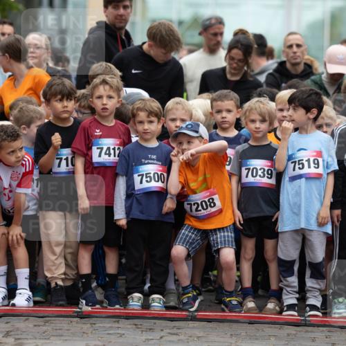 12.06.2026 - Holstenköstenlauf Michael Strokosch http://msf.ph/oto/9748368 12.06.2026 14:56:00 Laufen 81, 74, 710, 36, 7412, 7500, 7208, 7039, 7519, 7176, 7026 meine-sportfotos.de
