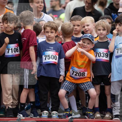 12.06.2026 - Holstenköstenlauf Michael Strokosch http://msf.ph/oto/9748374 12.06.2026 14:56:03 Laufen 36, 74, 36, 7106, 36, 7500, 7208, 36, 7039, 36, 7519, 36, 717 meine-sportfotos.de