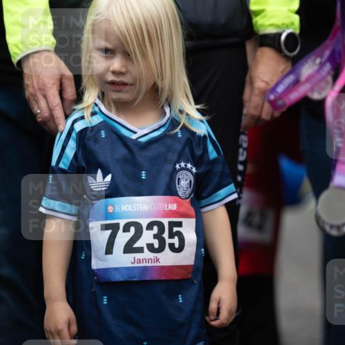 12.06.2026 - Holstenköstenlauf Michael Strokosch http://msf.ph/oto/9748445 12.06.2026 15:04:13 Laufen 36, 7235 meine-sportfotos.de