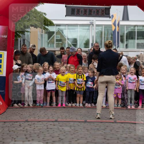 12.06.2026 - Holstenköstenlauf Michael Strokosch http://msf.ph/oto/9748474 12.06.2026 15:07:12 Laufen 19, 00, 10, 717, 7188, 7537, 7130, 7445, 7035, 7036, 7444, 7342, 1490, 31, 7499 meine-sportfotos.de