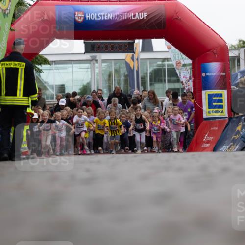 12.06.2026 - Holstenköstenlauf Michael Strokosch http://msf.ph/oto/9748486 12.06.2026 15:10:36 Laufen 717, 188, 7130, 7449, 7035, 7036, 7171, 7490, 75, 1, 1, 1 meine-sportfotos.de