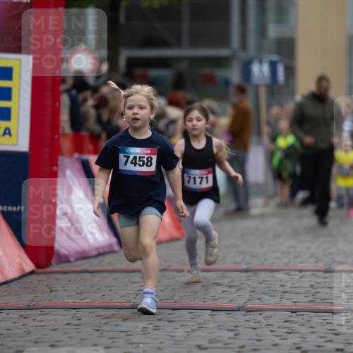 12.06.2026 - Holstenköstenlauf Michael Strokosch http://msf.ph/oto/9748512 12.06.2026 15:12:13 Laufen 7458, 7171 meine-sportfotos.de