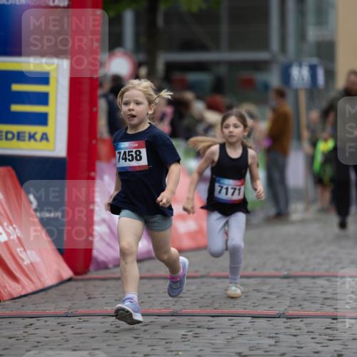 12.06.2026 - Holstenköstenlauf Michael Strokosch http://msf.ph/oto/9748513 12.06.2026 15:12:13 Laufen 7458, 7171 meine-sportfotos.de