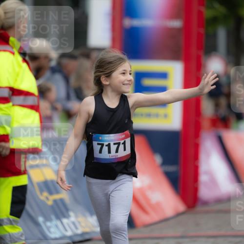 12.06.2026 - Holstenköstenlauf Michael Strokosch http://msf.ph/oto/9748523 12.06.2026 15:12:16 Laufen 36, 7171 meine-sportfotos.de