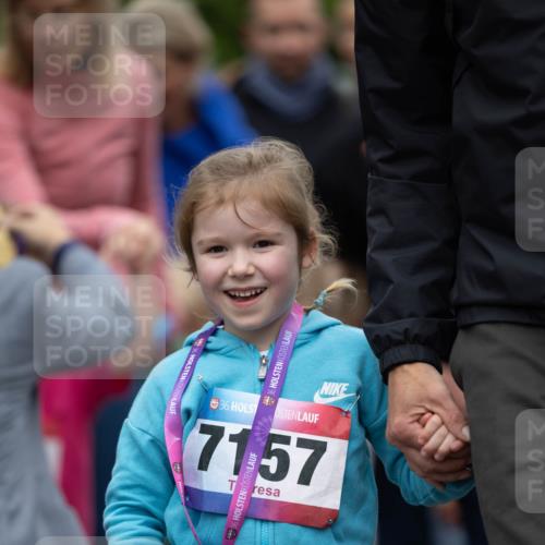 12.06.2026 - Holstenköstenlauf Michael Strokosch http://msf.ph/oto/9748584 12.06.2026 15:14:20 Laufen 36, 36, 36, 7157 meine-sportfotos.de
