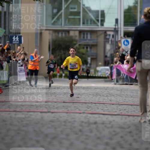 12.06.2026 - Holstenköstenlauf Michael Strokosch http://msf.ph/oto/9748627 12.06.2026 15:35:50 Laufen 1510, 425 meine-sportfotos.de