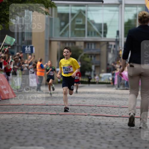 12.06.2026 - Holstenköstenlauf Michael Strokosch http://msf.ph/oto/9748634 12.06.2026 15:35:51 Laufen 425 meine-sportfotos.de