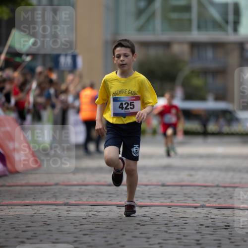 12.06.2026 - Holstenköstenlauf Michael Strokosch http://msf.ph/oto/9748638 12.06.2026 15:35:53 Laufen 425 meine-sportfotos.de