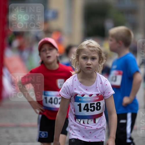 12.06.2026 - Holstenköstenlauf Michael Strokosch http://msf.ph/oto/9748684 12.06.2026 15:36:48 Laufen 1402, 36, 1458, 400 meine-sportfotos.de