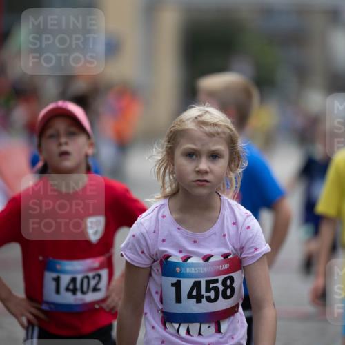12.06.2026 - Holstenköstenlauf Michael Strokosch http://msf.ph/oto/9748686 12.06.2026 15:36:49 Laufen 4330, 1402, 36, 1458, 400 meine-sportfotos.de