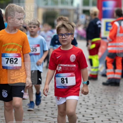 12.06.2026 - Holstenköstenlauf Michael Strokosch http://msf.ph/oto/9748698 12.06.2026 15:37:24 Laufen 36, 762, 35, 36, 81 meine-sportfotos.de