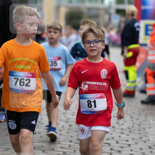 12.06.2026 - Holstenköstenlauf Michael Strokosch http://msf.ph/oto/9748699 12.06.2026 15:37:24 Laufen 36, 762, 35, 36, 81 meine-sportfotos.de
