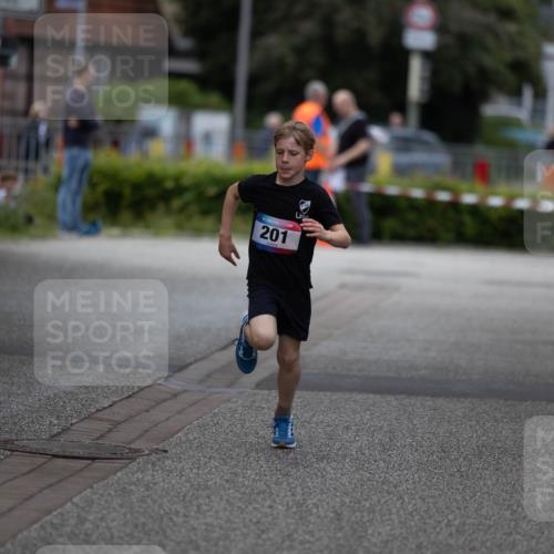 12.06.2026 - Holstenköstenlauf Michael Strokosch http://msf.ph/oto/9748734 12.06.2026 16:04:59 Laufen 201 meine-sportfotos.de