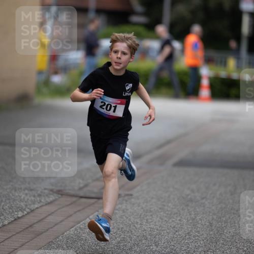 12.06.2026 - Holstenköstenlauf Michael Strokosch http://msf.ph/oto/9748739 12.06.2026 16:05:01 Laufen 201 meine-sportfotos.de
