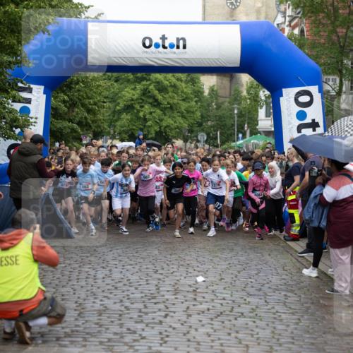 12.06.2026 - Holstenköstenlauf Michael Strokosch http://msf.ph/oto/9748806 12.06.2026 16:45:02 Laufen 987, 913, 66, 662, 984, 83, 21270, 1064 meine-sportfotos.de