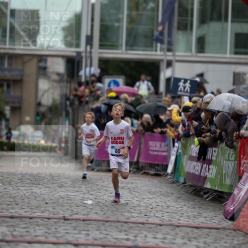 12.06.2026 - Holstenköstenlauf Michael Strokosch http://msf.ph/oto/9748838 12.06.2026 16:49:57 Laufen 80 meine-sportfotos.de