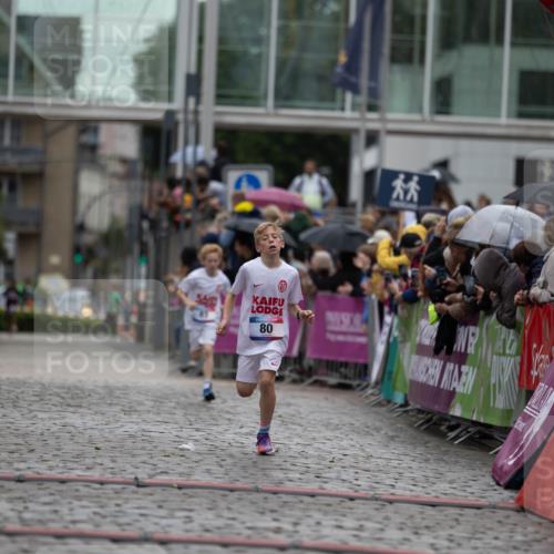 12.06.2026 - Holstenköstenlauf Michael Strokosch http://msf.ph/oto/9748839 12.06.2026 16:49:57 Laufen 80 meine-sportfotos.de