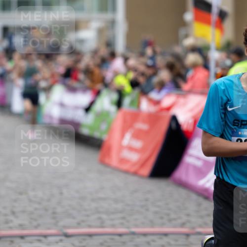 12.06.2026 - Holstenköstenlauf Michael Strokosch http://msf.ph/oto/9748883 12.06.2026 17:46:36 Laufen 36 meine-sportfotos.de